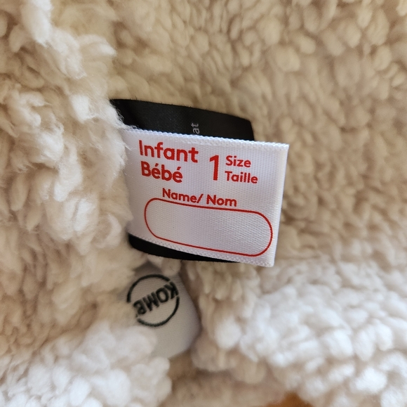 Kombi The Sherpa Animal Infant Hat Floppy the Bunny - Picture 5 of 8